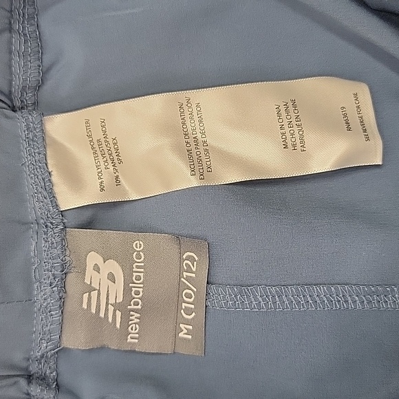 KIDS NEW BALANCE NWT RELAXED BLUE CARGO TRACK PANTS - Picture 7 of 10
